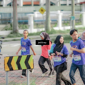 Runner Photo 8335853