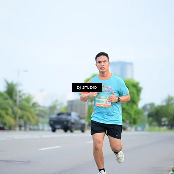 Runner Photo 8335859
