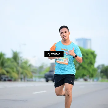 Runner Photo 8335869