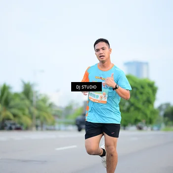 Runner Photo 8335870