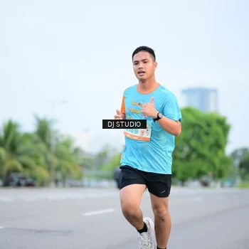 Runner Photo 8335879