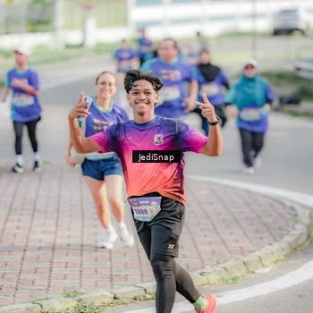 Runner Photo 8335889