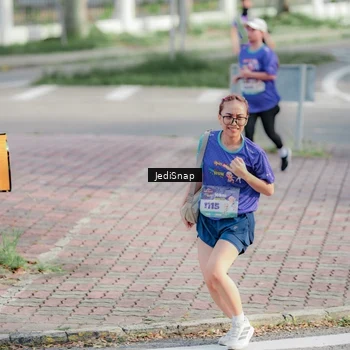 Runner Photo 8335912