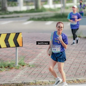 Runner Photo 8335925