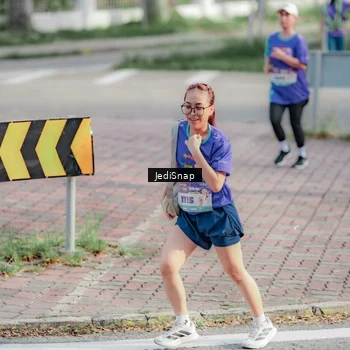 Runner Photo 8335930