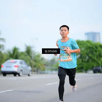 Runner Photo 8335940