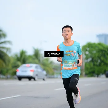 Runner Photo 8335944