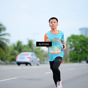 Runner Photo 8335963