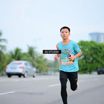 Runner Photo 8335969