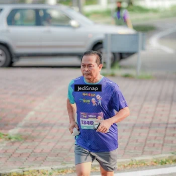 Runner Photo 8335971