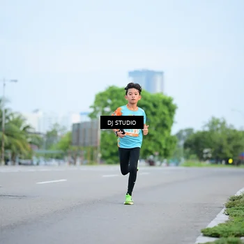 Runner Photo 8335990