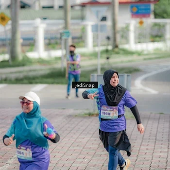 Runner Photo 8335992