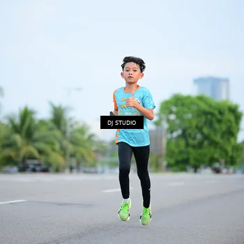 Runner Photo 8336000