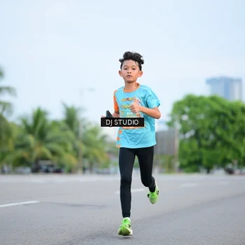 Runner Photo 8336006