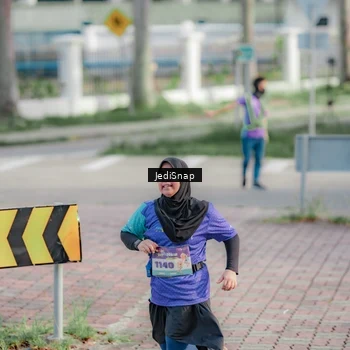 Runner Photo 8336008