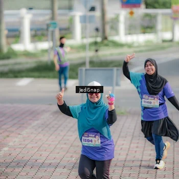 Runner Photo 8336020