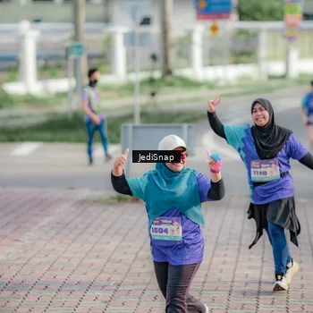 Runner Photo 8336032