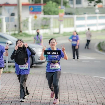 Runner Photo 8336036