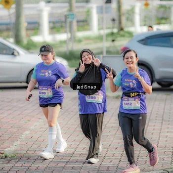 Runner Photo 8336042