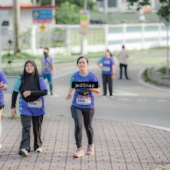 Runner Photo 8336043