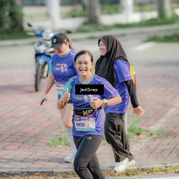 Runner Photo 8336068