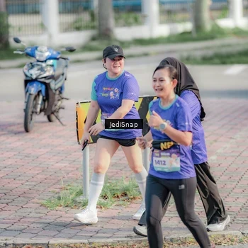 Runner Photo 8336077