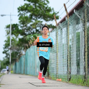 Runner Photo 8336079