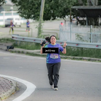 Runner Photo 8336146