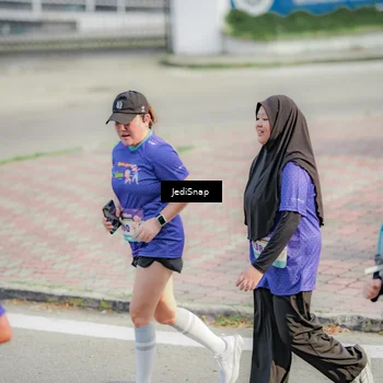 Runner Photo 8336157