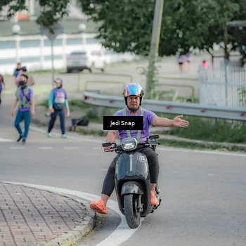 Runner Photo 8336180