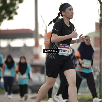 Runner Photo 8336211