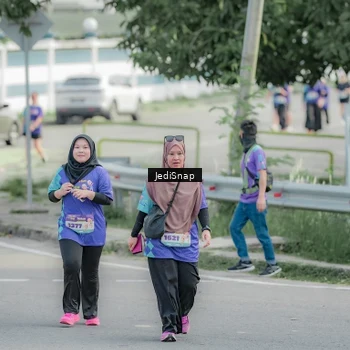 Runner Photo 8336234