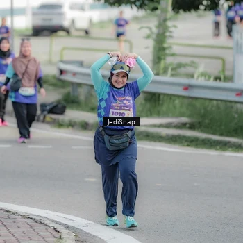 Runner Photo 8336237