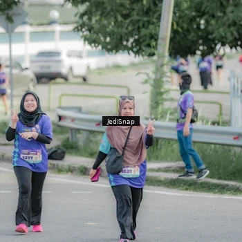 Runner Photo 8336262