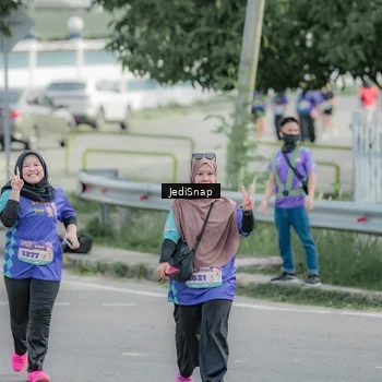 Runner Photo 8336268