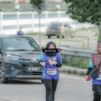 Runner Photo 8336273