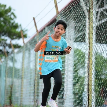 Runner Photo 8336279