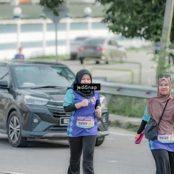 Runner Photo 8336281