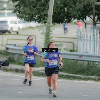 Runner Photo 8336331