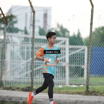 Runner Photo 8336338