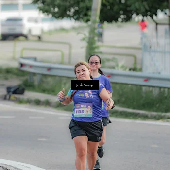 Runner Photo 8336376