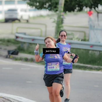 Runner Photo 8336386