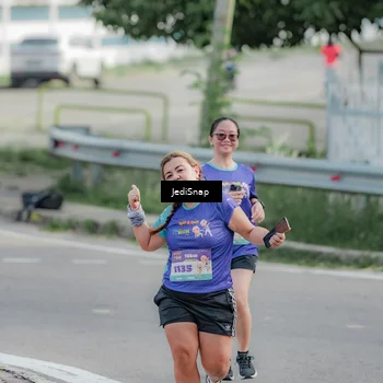 Runner Photo 8336394