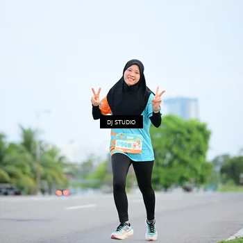 Runner Photo 8336400