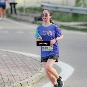 Runner Photo 8336414