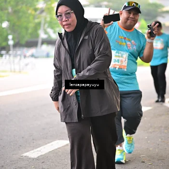 Runner Photo 8336423