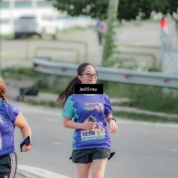 Runner Photo 8336437