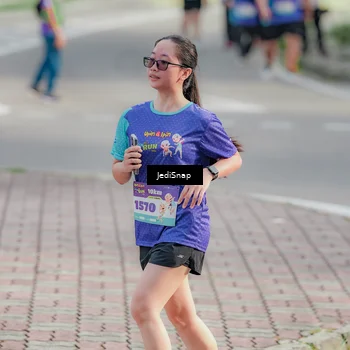 Runner Photo 8336443