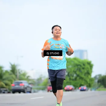 Runner Photo 8336453