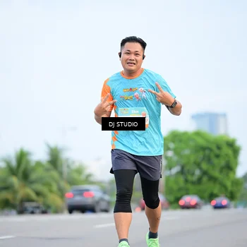 Runner Photo 8336480